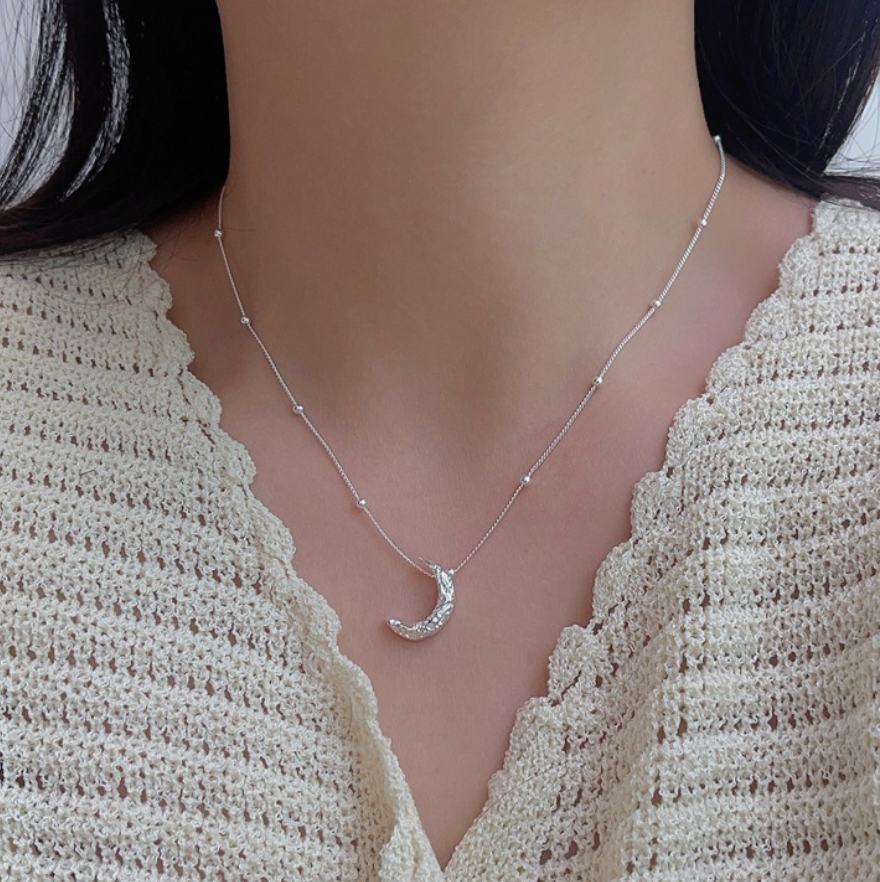 Silver Moon Necklace | Texture Moon Necklace | CHY